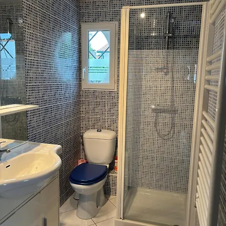 Renove Avec Terrasse Tres Bien Situe Saint-Jean-de-Monts