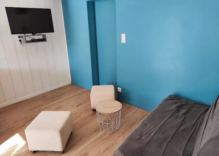 Rénové Avec Terrasse Très Bien Situé Saint-Jean-de-Monts