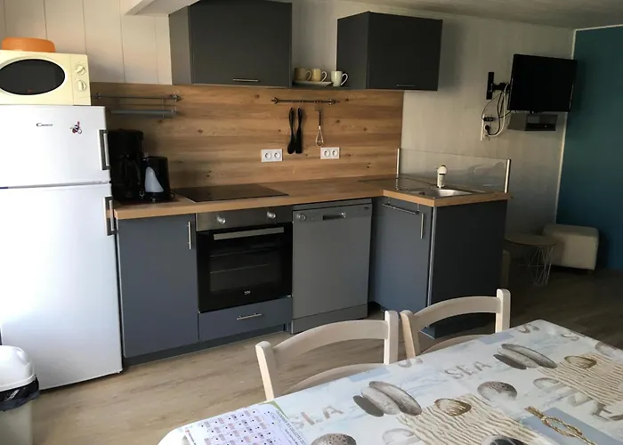 Rénové Avec Terrasse Très Bien Situé Appartamento